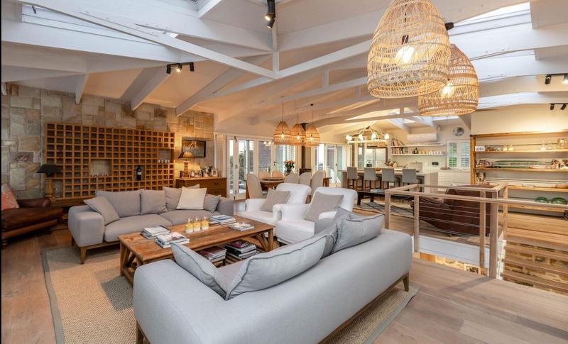 4 Bedroom Property for Sale in Llandudno Western Cape